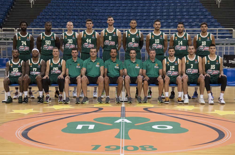 湖人浓眉哥篮下统治力助球队获胜（浓眉统治禁区，助湖人取胜）