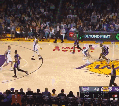 老鹰伤病报告：波尔津吉斯将缺席今天对阵奇才的比赛（老鹰伤情更新：波尔津吉斯因伤缺席今日对阵奇才之战）