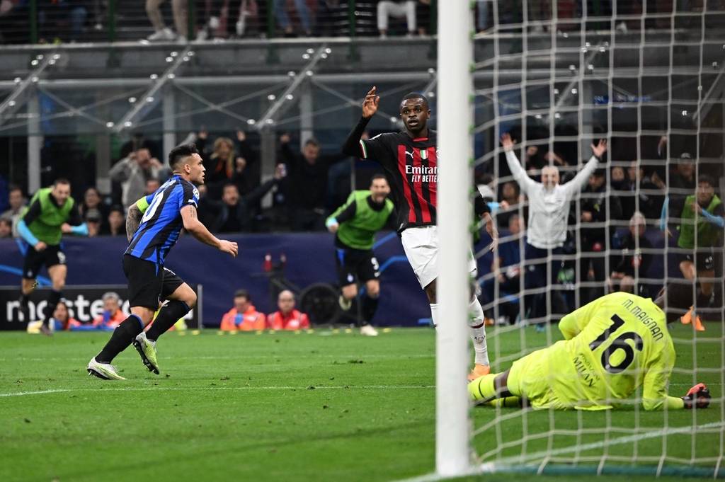 曼城替补席依然豪华