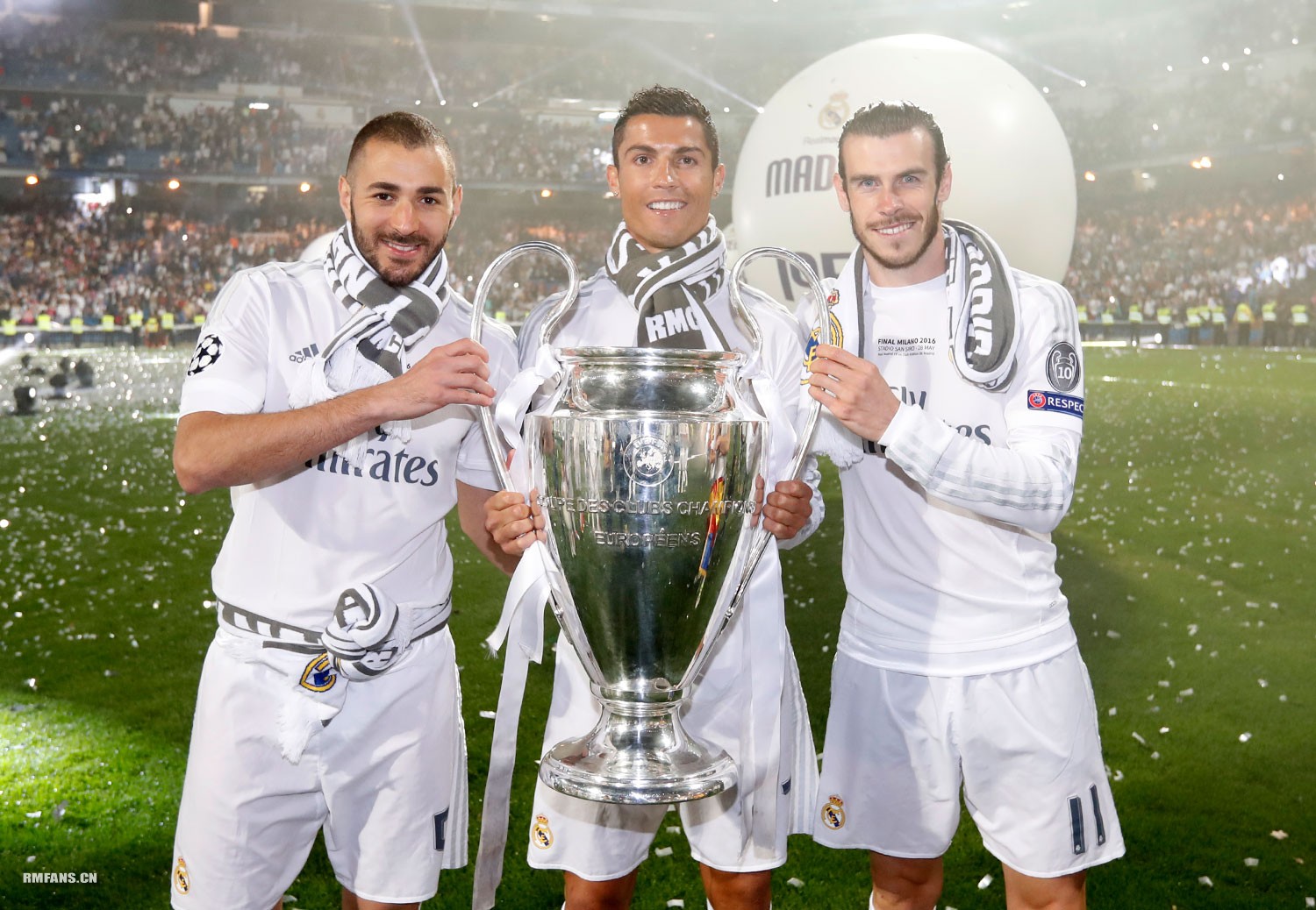 323胜仅次于阿拉贡内斯，西蒙尼成西甲赢球场次第二多的主帅（西蒙尼达成323胜，西甲主帅胜场榜升至第二，仅次阿拉贡内斯）