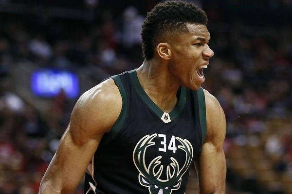 有望重返老东家，队报：可能签约之前，布纳-萨尔去梅斯训练（队报：布纳-萨尔签约前随梅斯训练，有望回归老东家）