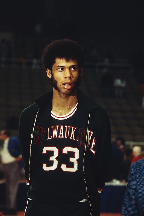 阿尔巴尼亚中场：比赛70分钟内，我们与英格兰的水平不相上下（阿尔巴尼亚中场：前70分钟我们与英格兰旗鼓相当）